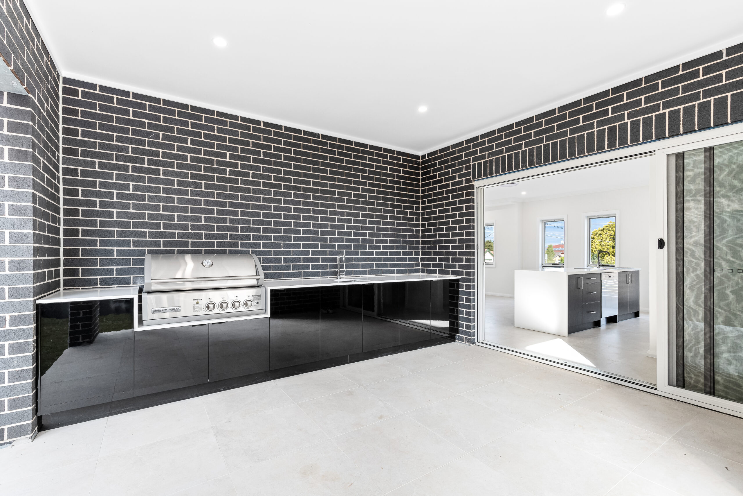 Outdoor Kitchen