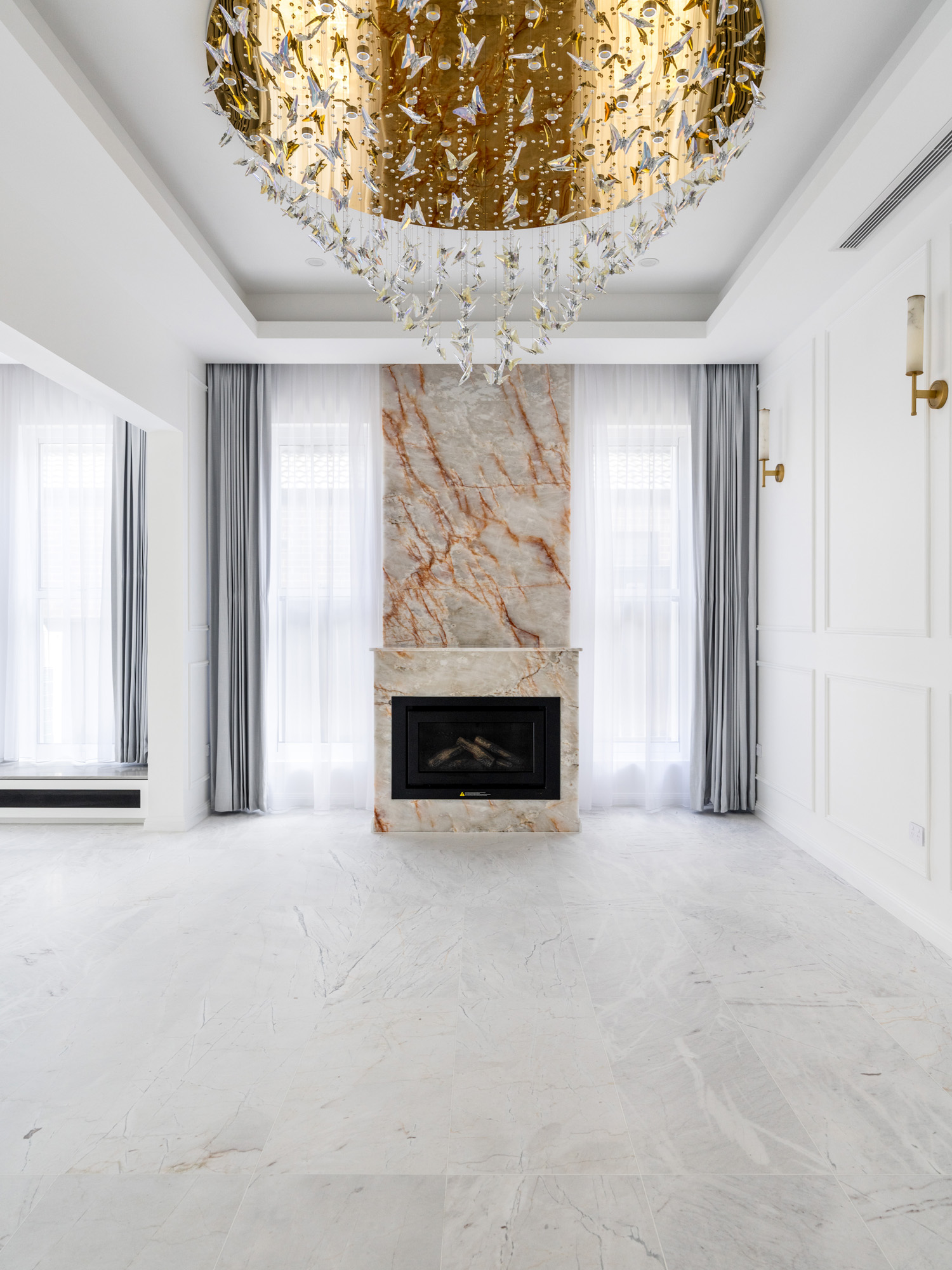 Fireplace Lounge