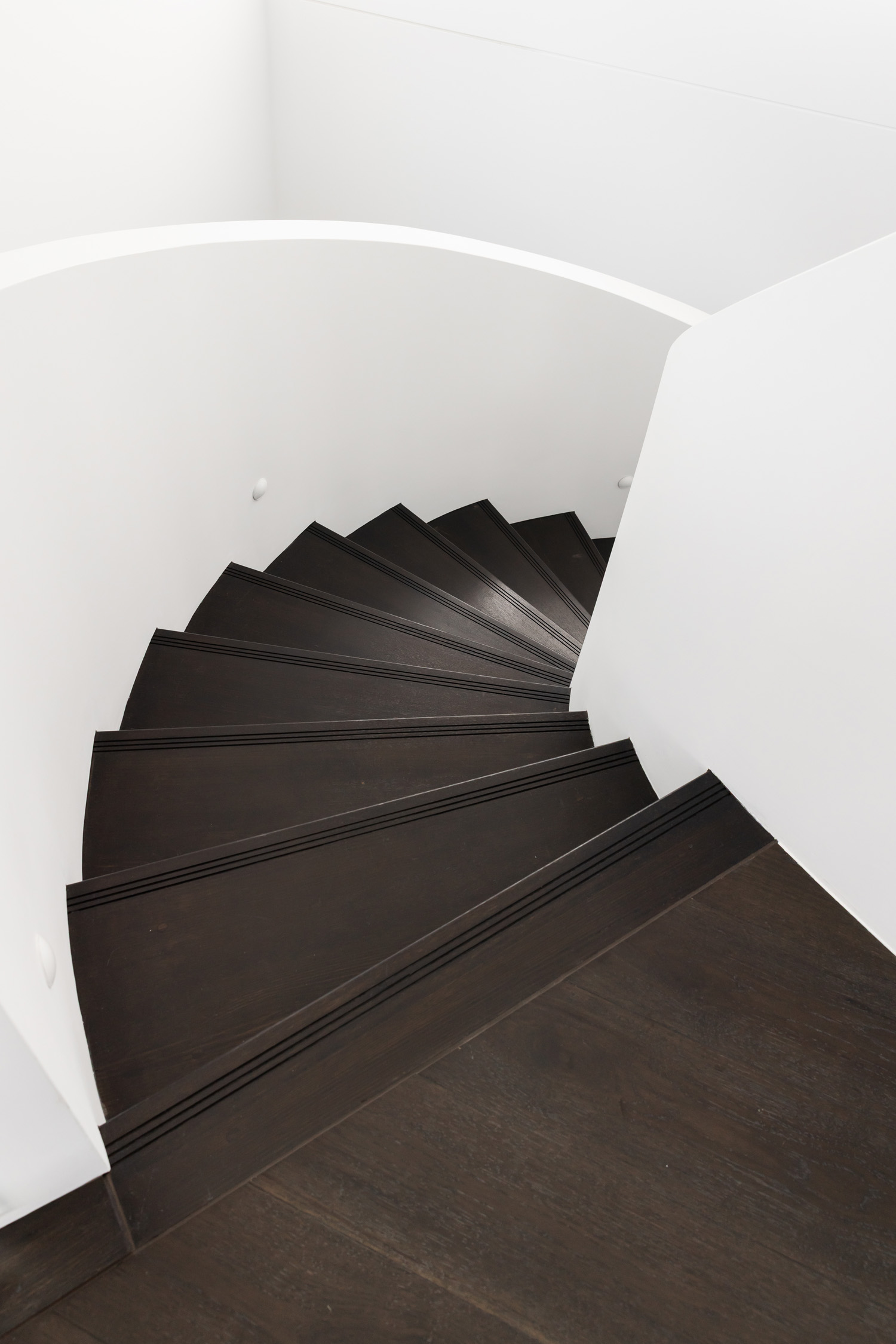 Spiral Staircase 